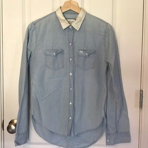 Abercrombie & Fitch button down denim top